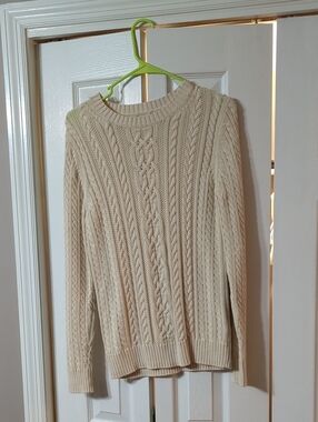 Amazon Essentials Ivory Cable Knit Sweater